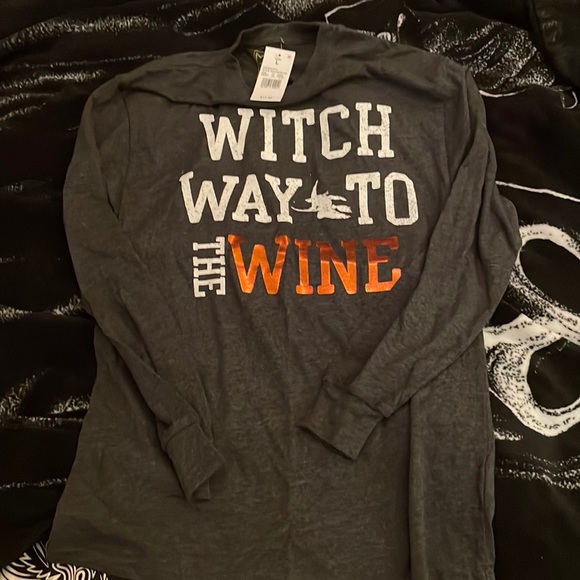 Halloween target shirt - Picture 1 of 3